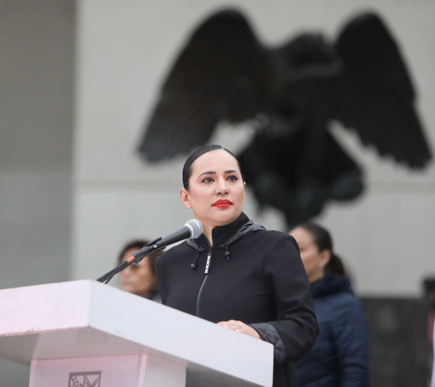 Investigan a Sandra Cuevas por pelotas de a 500