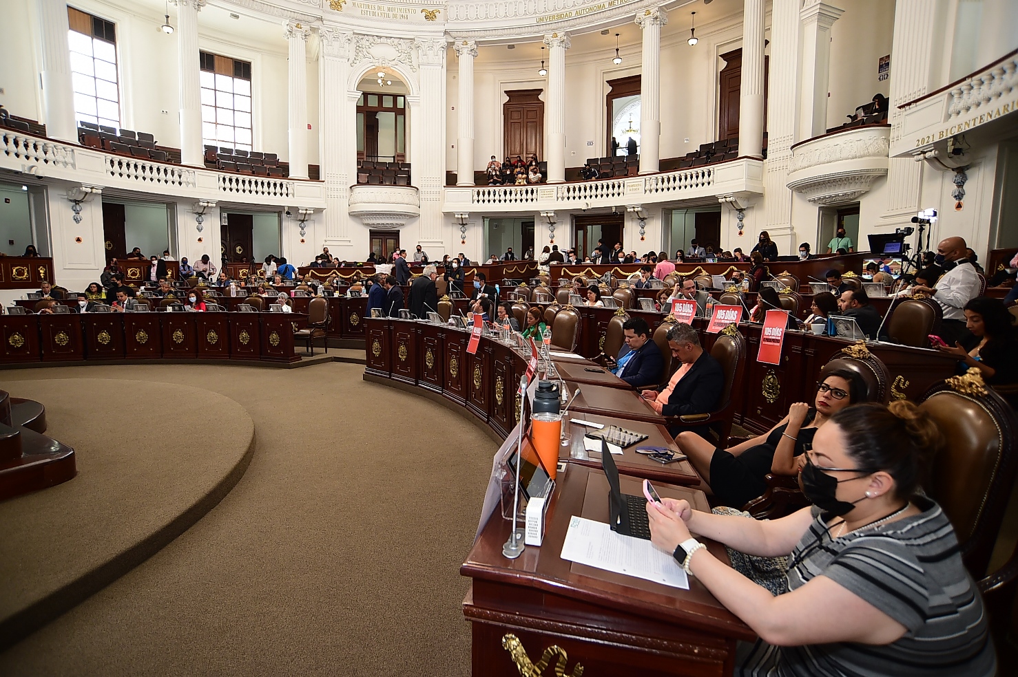 Diputados de MORENA regresan al Congreso CDMX luego promover revocación de mandato