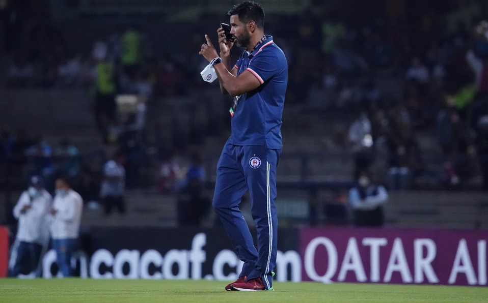 Liberan a ex auxiliar de Cruz Azul