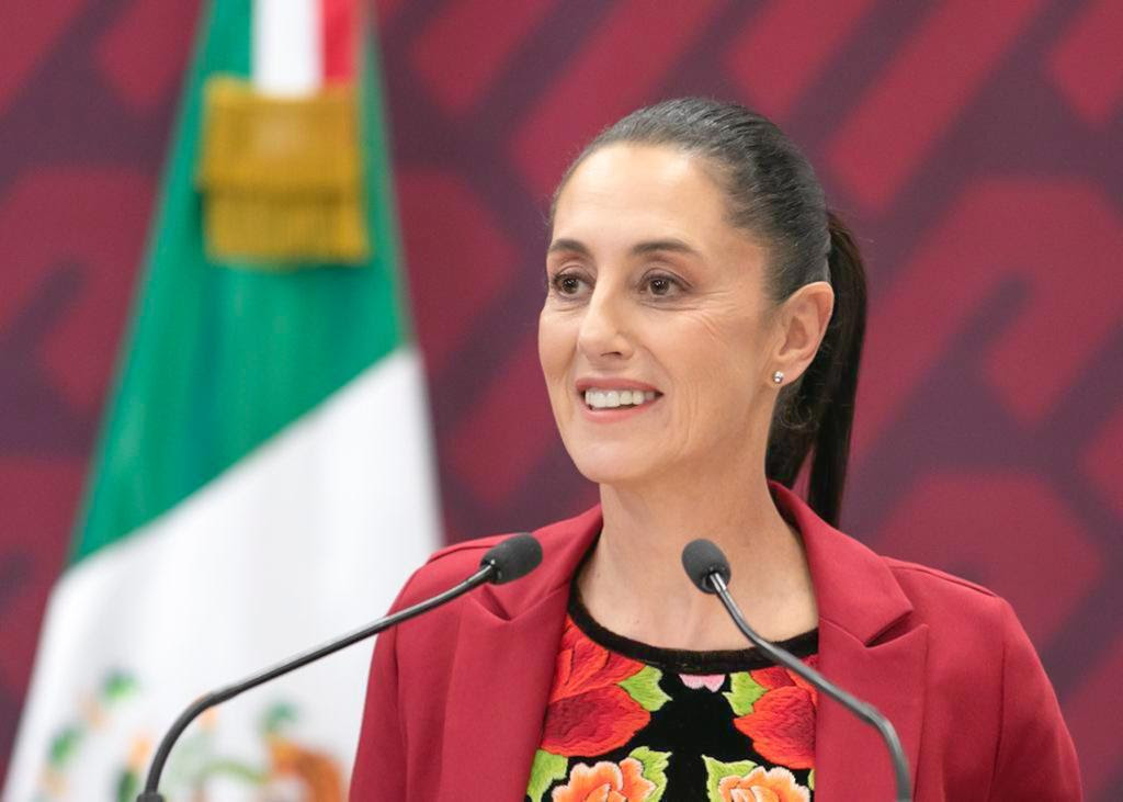 Sheinbaum aclara y dice «contenta» de que la Fórmula Uno esté en la CDMX