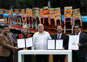 Xochimilco recibe nombramiento como "Barrio Mágico"