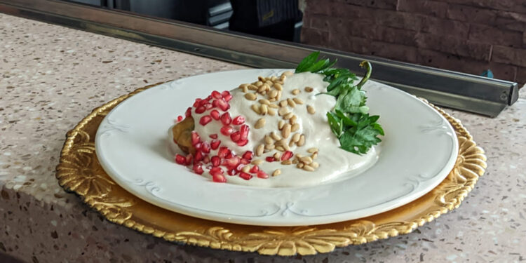 Más de 4 millones de chiles en nogada se comercializarán en la CDMX