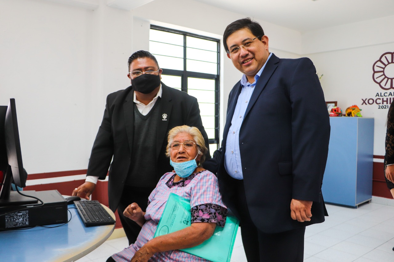 Adultos mayores, prioridad para José Carlos Acosta en Xochimilco