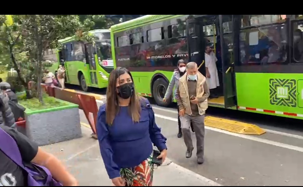 Acusan dobles cobros en L1 del Metro