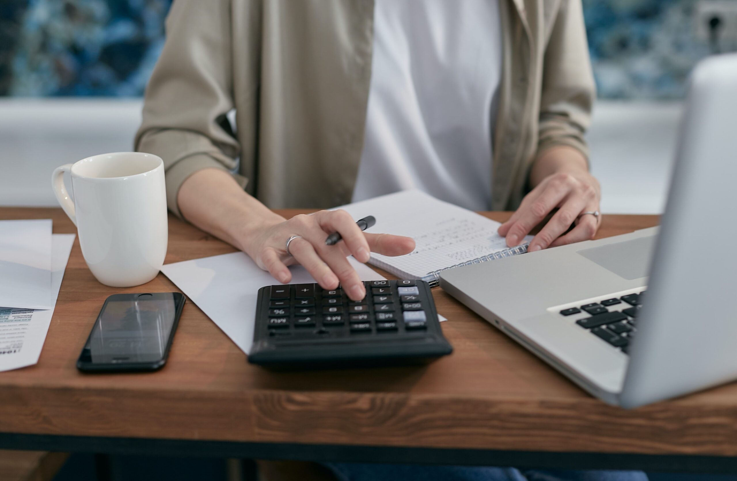 Dropshipping: solución para adultos jóvenes y de la tercera edad