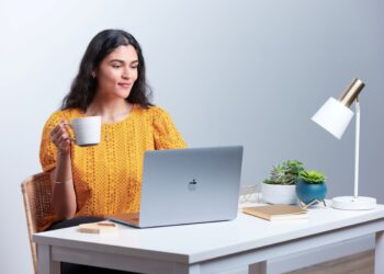 Empleados buscan una modalidad remota más que el regreso a las oficinas: HubSpot