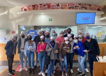 Krispy Kreme invita a las personas a visitar los Teatros de Donas y vivir una experiencia mágica