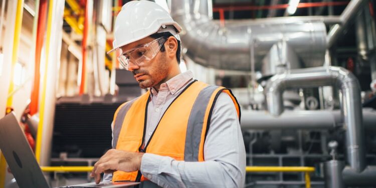 Todo sobre la carrera de Ingeniería Mecánica Administrativa