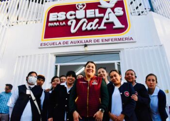 Tláhuac le apuesta a la educación, inaugura Escuela de Enfermería