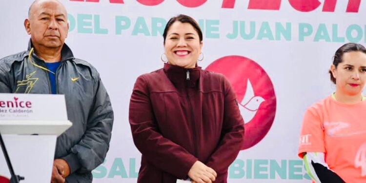 Tláhuac inaugura canchas integradas de voleibol con arcotecho y gradas