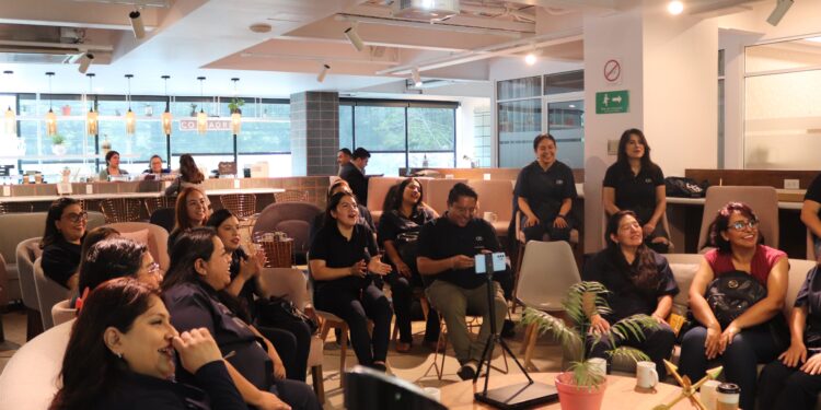 Glitzi, la innovadora App de servicios de belleza y bienestar a domicilio, impulsa el crecimiento de más de 750 microempresarias en México