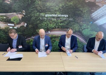 Stiesdal Hydrogen y Danfoss firman acuerdo comercial sobre producción de electrolizador de hidrógeno