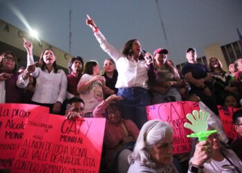 Vamos ganando en todas las encuestas: Caty Monreal