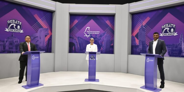 Cuando un debate se convierte en la lectura de propuestas