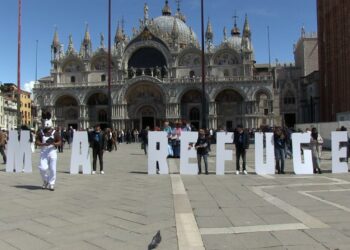 Food Of War presentó ‘Journey of Labels’ en la apertura de la Bienal de Venecia
