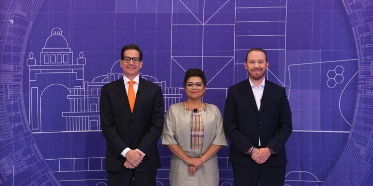 Clara mejoró y Taboada se mantuvo en #DebateChilango