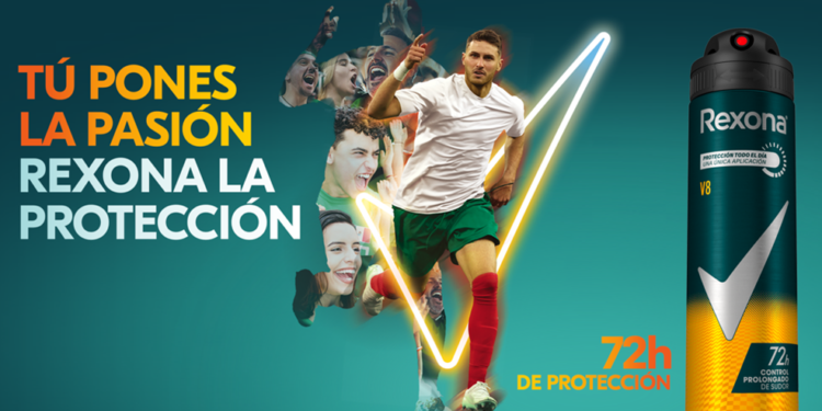 Rexona anuncia al futbolista mexicano Santiago Giménez como su nuevo embajador