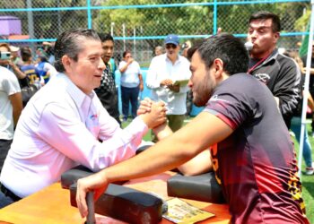Entrega Giovani Gutiérrez Polideportivo de primer nivel en Culhuacanes