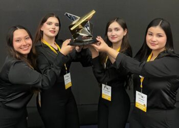 Estudiantes de Tecmilenio llevan su sazonador ganador a Kazajistán para apoyar a pescadores de Sinaloa