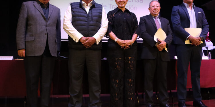 Circe Camacho ya tiene gabinete para Xochimilco