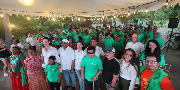 Iberdrola México lleva energía solar a 11 comunidades rurales de Oaxaca