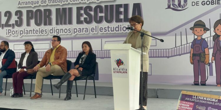 En Iztapalapa, las escuelas son prioridad: Martha Avila