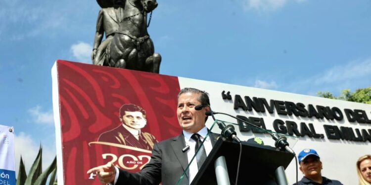 Conmemoran natalicio de Emiliano Zapata en Coyoacán