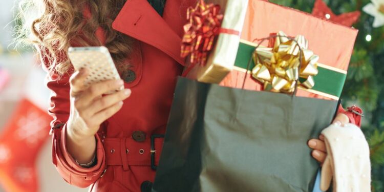 Sensormatic Solutions predice los días de compras con mayor afluencia en la temporada de fiestas de fin de año 2024