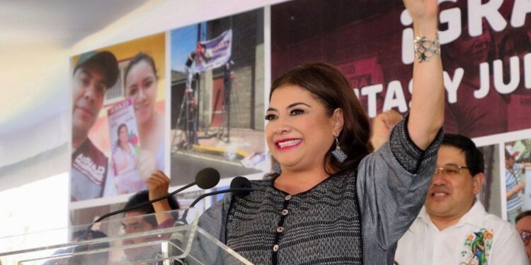 Celebra Brugada celebra aprobación de la reforma Judicial