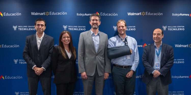 Walmart de México y Centroamérica y Tecmilenio, aliados para impulsar programas de educación digital