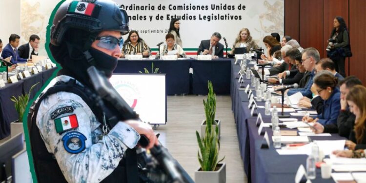 Reforma de la Guardia Nacional genera debate en México