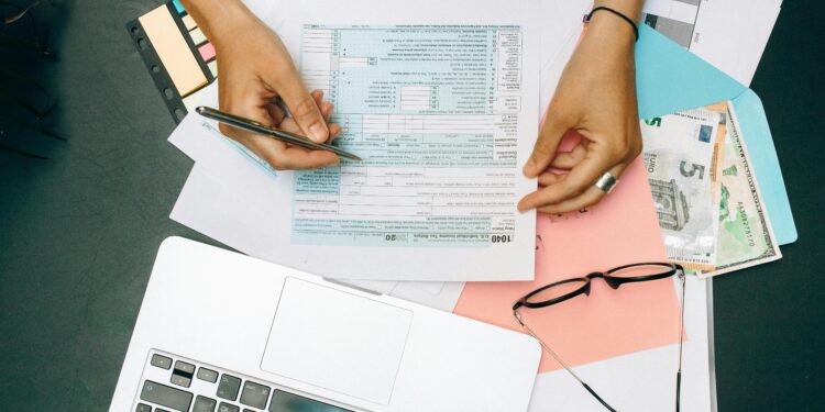 Alza salarial del 12%: una bomba de tiempo para la inflación y el empleo advierte la AMECH