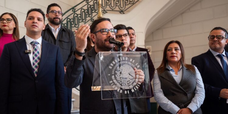 Buscan regular la Inteligencia Artificial en CDMX 