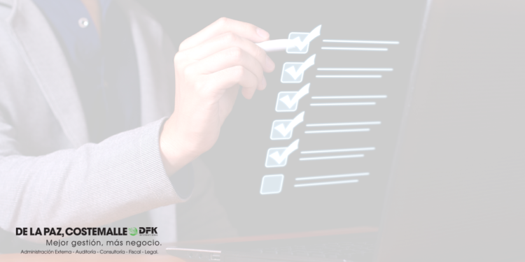 Cumplimiento de las NIS: un camino hacia la sostenibilidad empresarial por De la Paz, Costemalle DFK