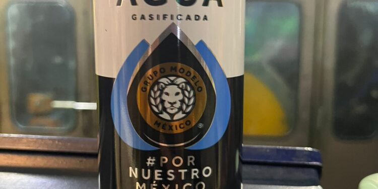 Grupo Modelo envía a Guerrero 100 mil litros de agua gasificada tras el paso del huracán ‘John’