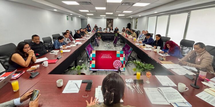 Iztapalapa espera a 300 mil visitantes en panteones para el Día de Muertos