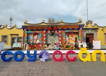 Coyoacán inaugura megaofrenda dedicada a mujeres