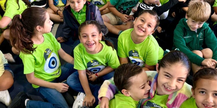 El American Institute of Monterrey Campus Valle llega a la meta de 12 mil libros leidos en un mes