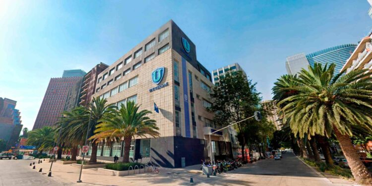 UNIVERSAE apuesta por la personalización educativa impulsada por IA para las necesidades de sus estudiantes