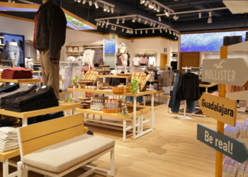 Hollister Co. celebra la exitosa apertura de su nueva tienda en Galerías Guadalajara