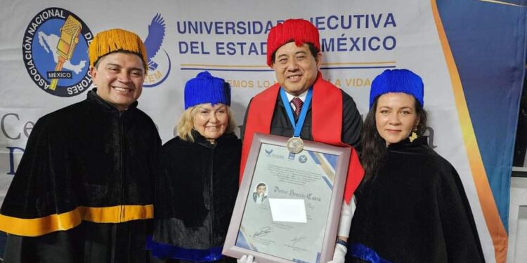 Reconocen liderazgo de José Carlos Acosta con el título ‘Doctor Honoris Causa’