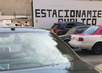 Cobros en estacionamientos resultan excesivos