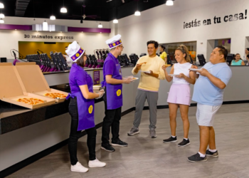 Planet Fitness llega a Punto León, Guanajuato