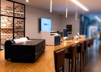 Este 2025, Pedidos.com impulsa a las PYMES a equipar sus oficinas de forma eficiente y económica