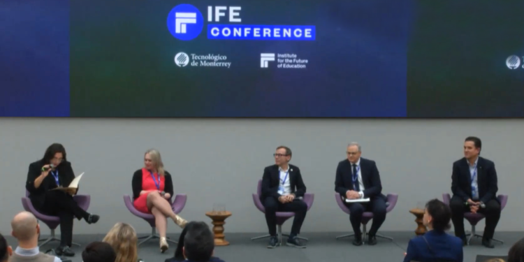 Expertos internacionales en educación discuten el futuro del aprendizaje integrado en el trabajo