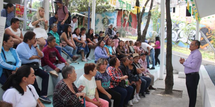 ¡Los Ojos de la Capital!