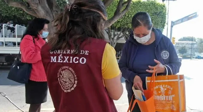 Chalecos guindas inundan la Ciudad