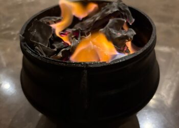 Luna Bruxa: sabiduría ancestral para la liberación energética