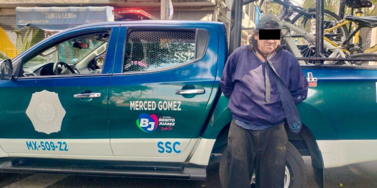 Limpia de franeleros en la Benito Juárez