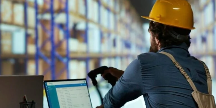 Brecha salarial del 300% en logística impacta productividad, retención y precios: revela Worky